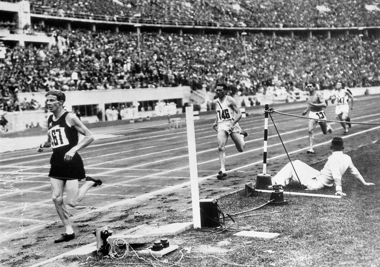 jack lovelock winning olympic race