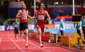 bernat erta encabeza el equipo español de relevos 4x400 en la semifinal de los mundiales de belgrado