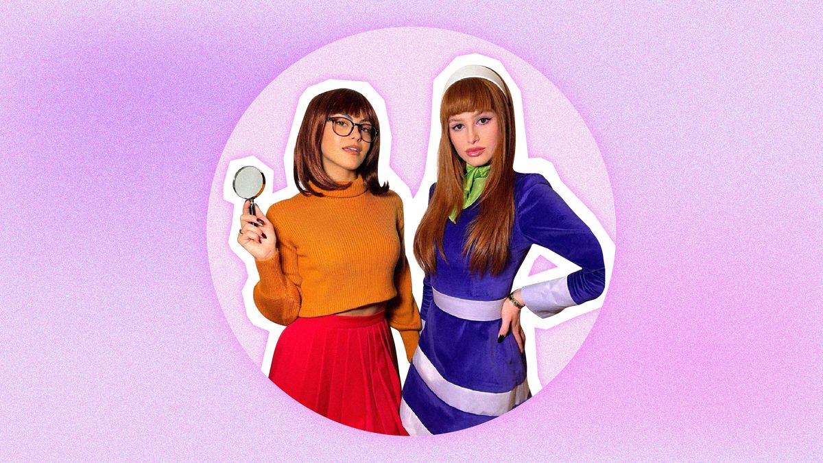 55 Best Friend Costumes for 2023