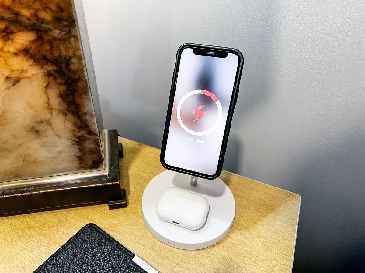 6 Best Apple Charging Stations in 2023 - Charging Stations for iPhone, Apple  Watch, and AirPods