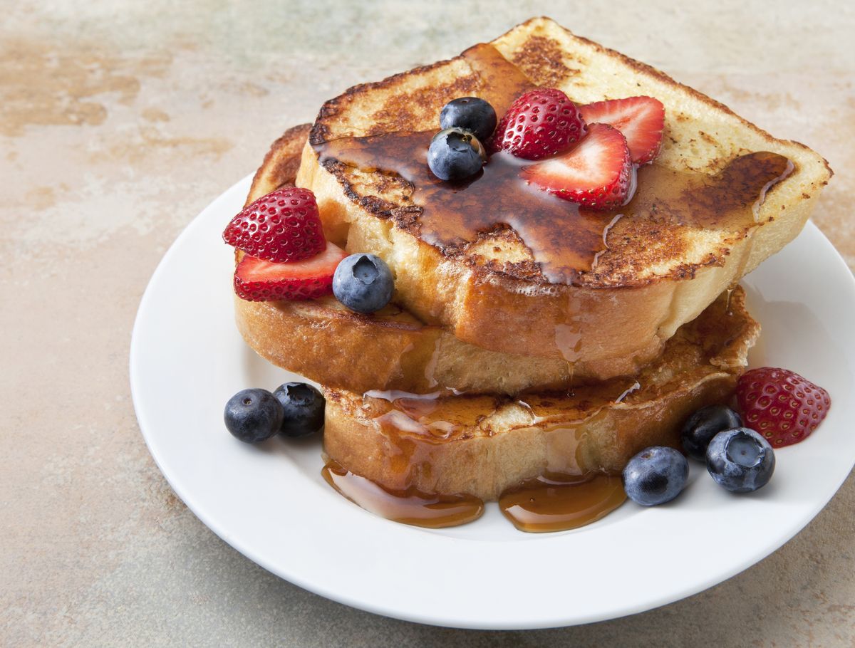 best breads for french toast with strawberries and blueberries