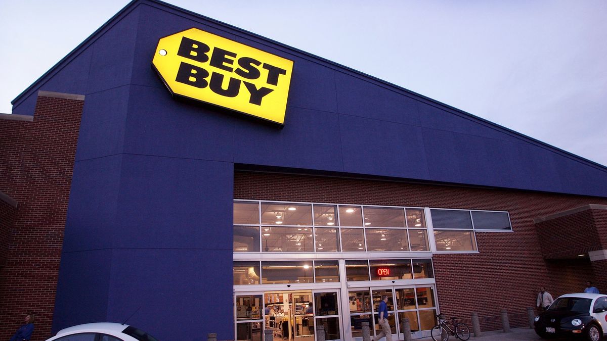 Is Best Buy Open on Christmas 2023? Best Buy Christmas Day Hours