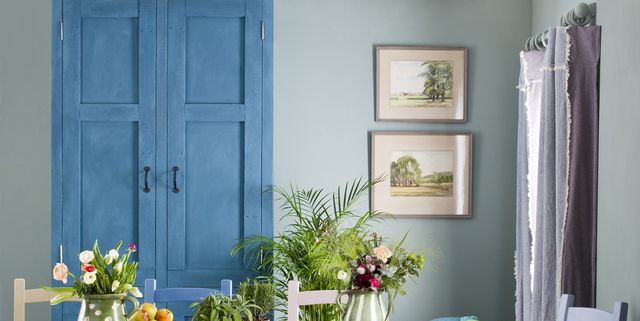DIY Navy Blue Chalkboard Wall with ANY Color Chalkboard Paint