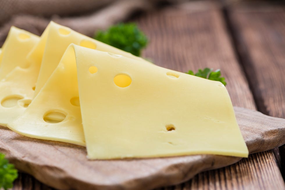 10 Best Cheeses for Melting to Get the Ultimate Stringy Pull