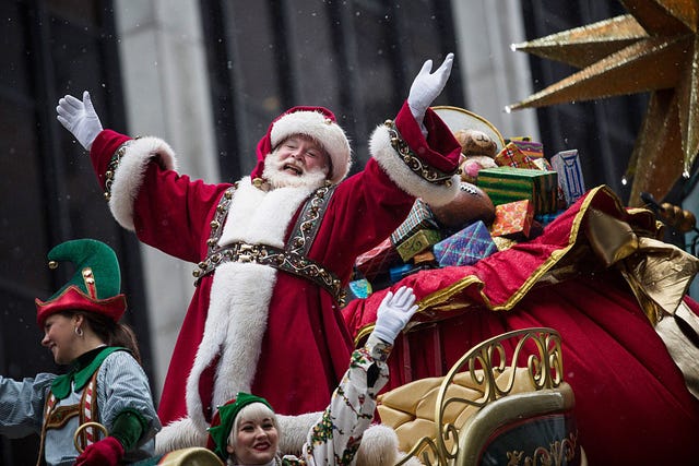 15 Best Christmas Parades in the US 2023