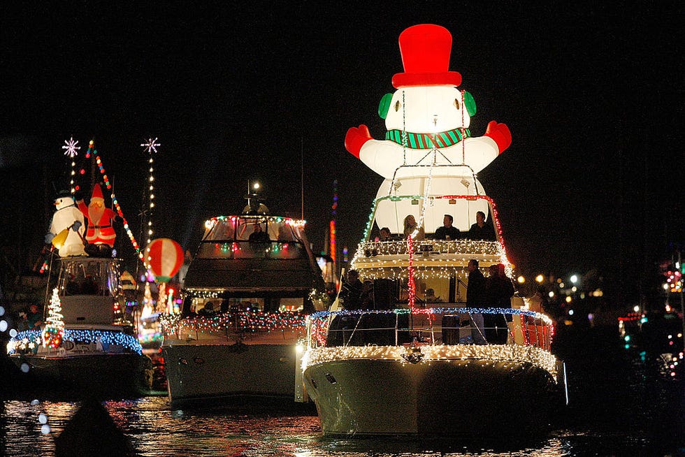 15 Best Christmas Parades in the US 2023