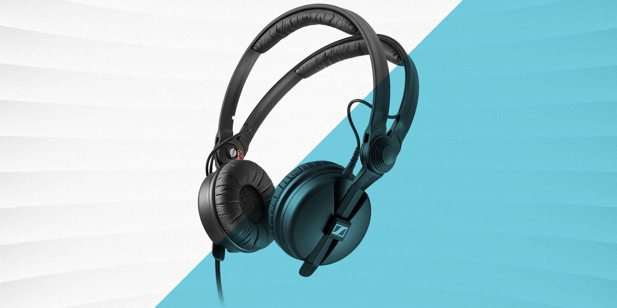 6 Best DJ Headphones [2023]