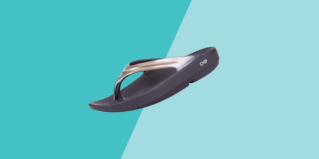 16 Best Flip-Flops for Plantar Fasciitis, Per Podiatrists