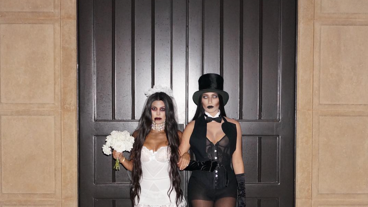 The Best Duo Halloween Costumes Based on Iconic Characters  Halloween  costumes friends, Cute halloween costumes, Best friend halloween costumes