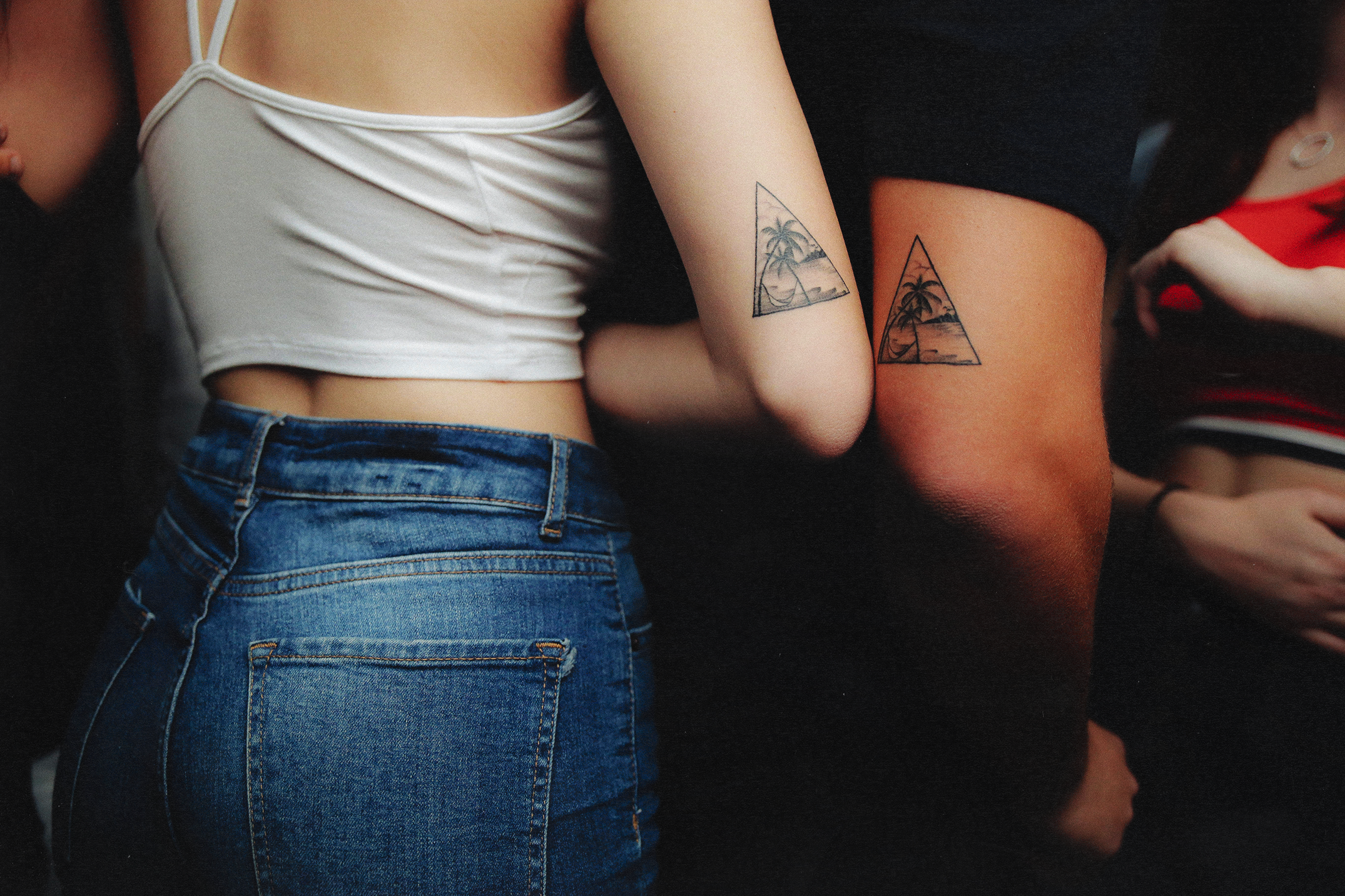 79 Hearty Matching Best Friend Tattoos with Meanings