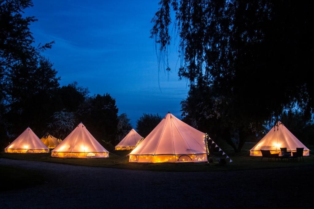 17 Best Glamping Sites In The UK – Top Glamping UK Holidays