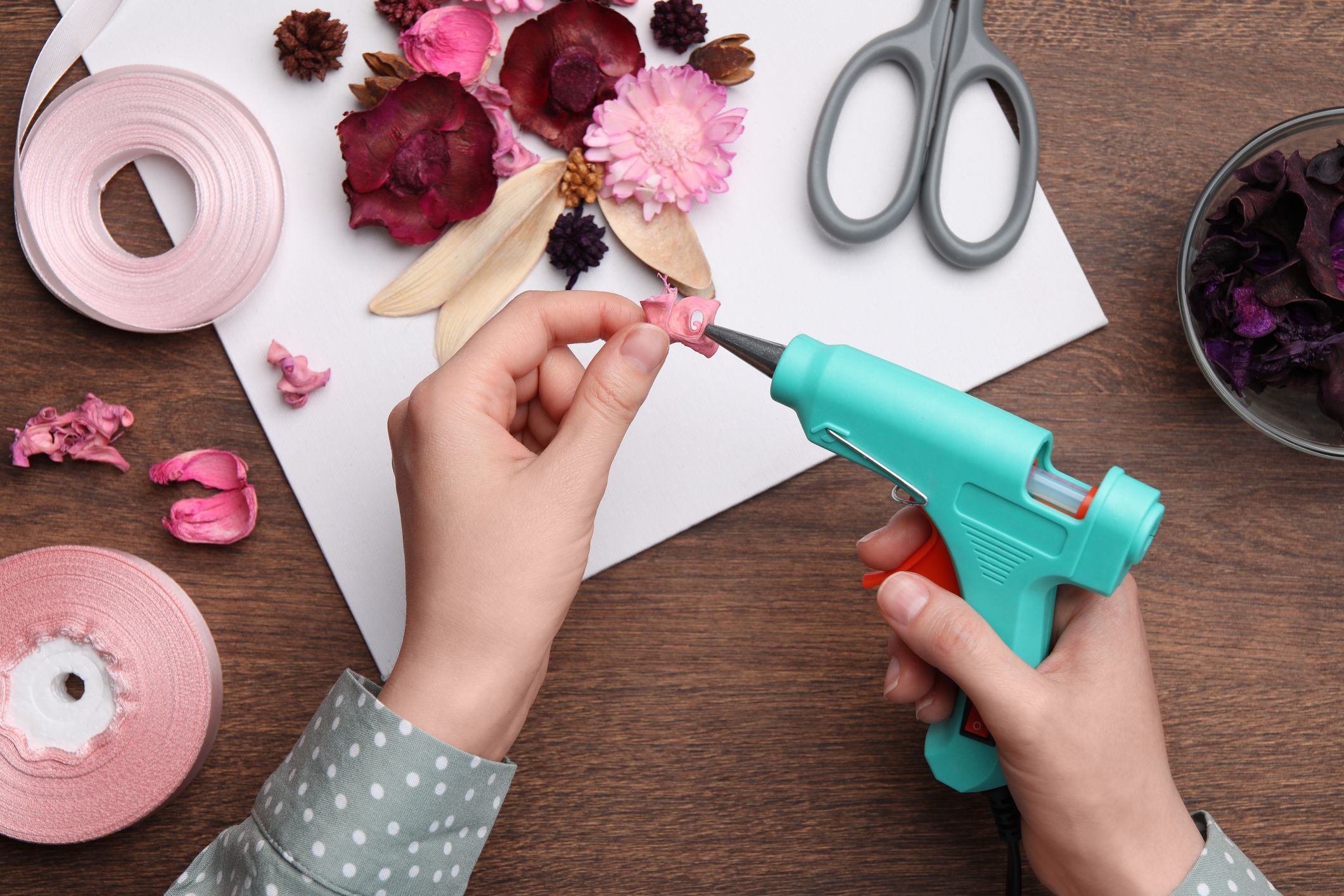 Best glue gun crafts discount