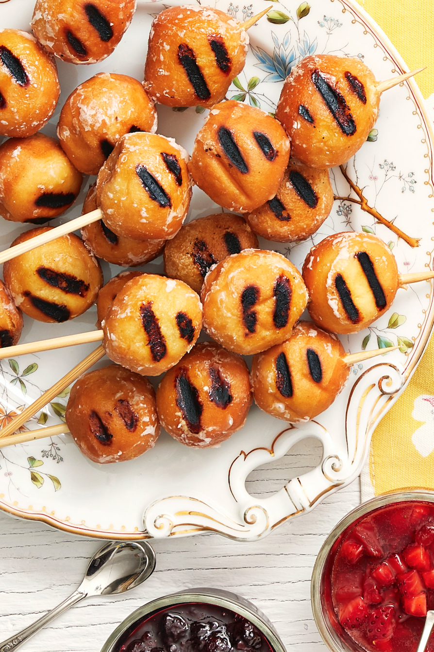 https://hips.hearstapps.com/hmg-prod/images/best-grilling-recipes-doughnut-hole-kebabs-647f65129bd3b.png