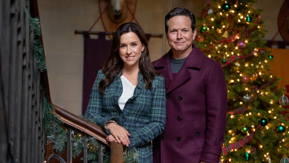 50 Best Hallmark Christmas Movies of All Time to Watch Now