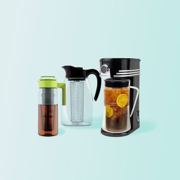 iced tea makers on blue background