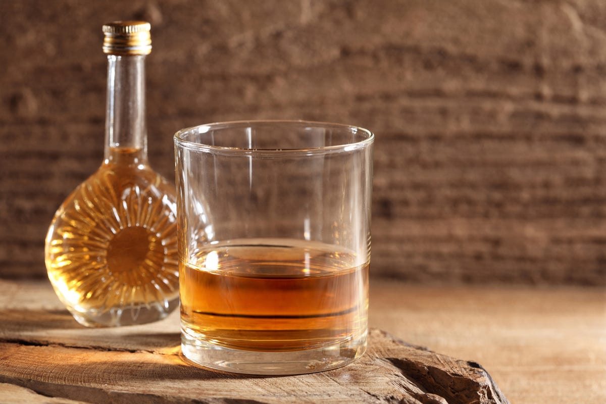 15 Best Irish Whiskeys in 2024 Irish Whiskey Brands to Try