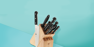 https://hips.hearstapps.com/hmg-prod/images/best-kitchen-knives-1576510116.png?crop=1.00xw:0.772xh;0,0.113xh&resize=300:*