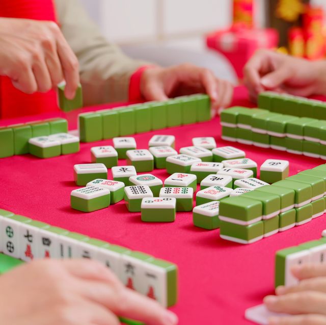 5 Best Mahjong Sets of 2023