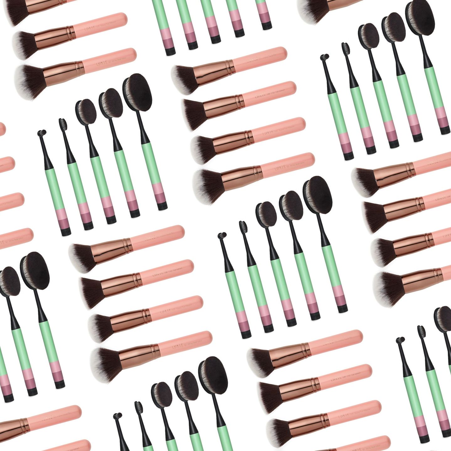 17 Best Makeup Brush Sets 2023 – WWD