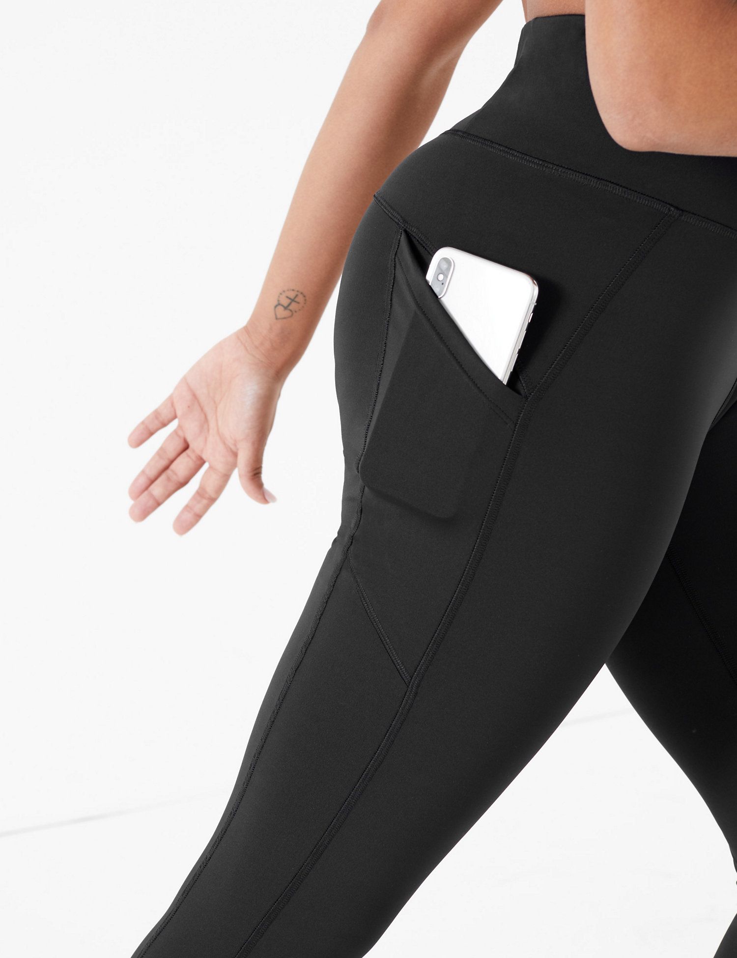 Marks and Spencer's 'magic' £19 slimming leggings are SO flattering,  shoppers are buying multiple pairs - Manchester Evening News