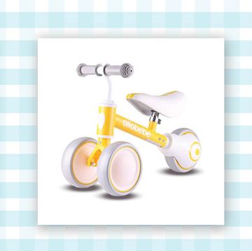ice cream stand toy and tricycle