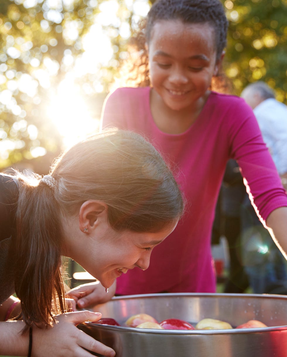 23 Best Party Games for Adults and Kids
