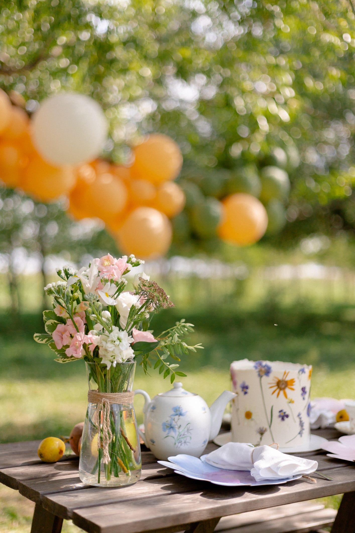 best party themes floral