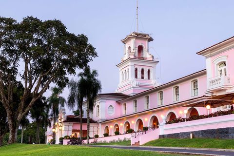 best pink hotels hotel das cataratas veranda