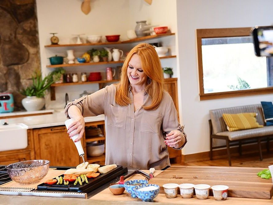 The Best Pioneer Woman Recipes of 2022 - Ree Drummond's Top