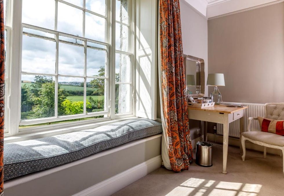 best places to stay in cornwall  luxury hotels in cornwall