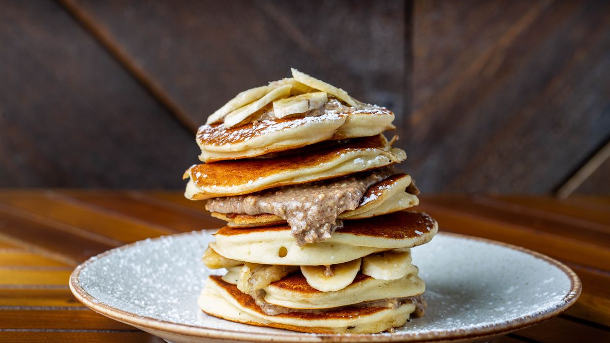 Best Protein Pancake Recipe - Moist, Good for You Pancakes
