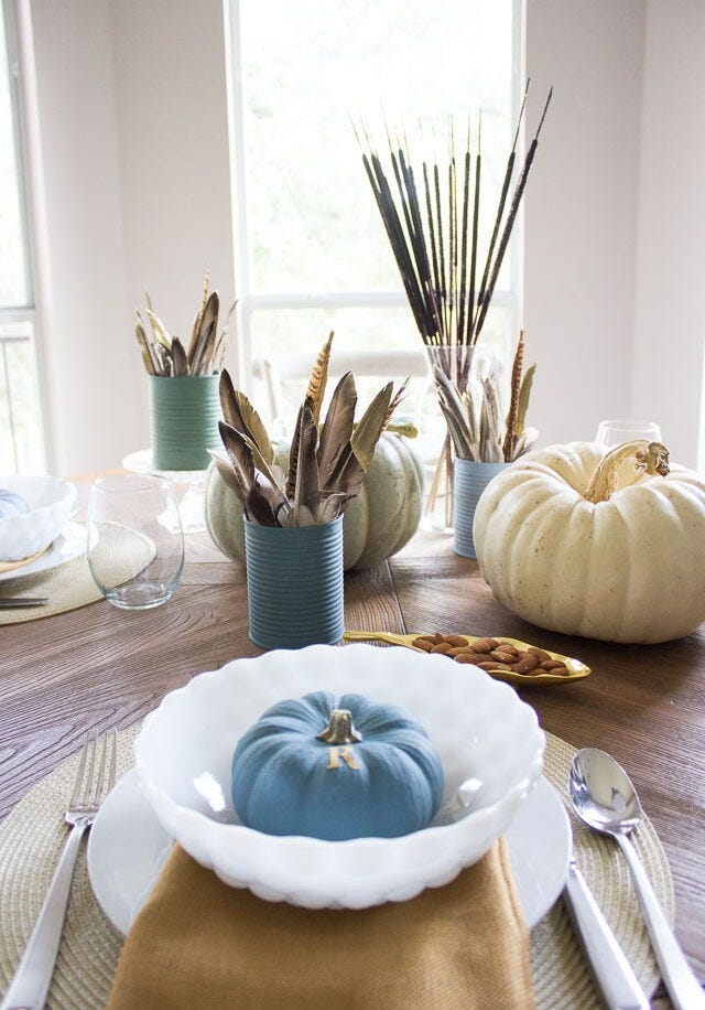 20 Best Pumpkin Centerpieces for a Gorgeous Fall Table