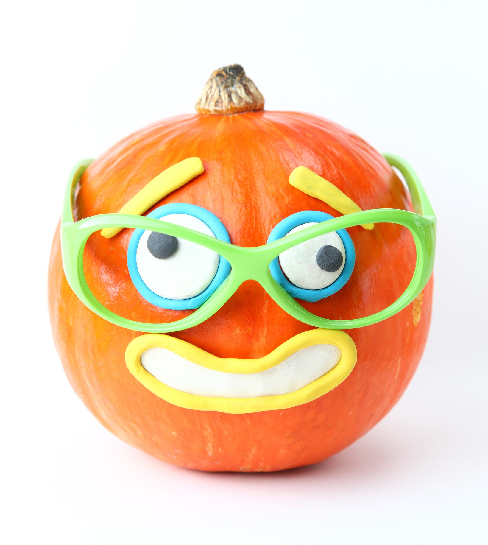 20 Best Pumpkin Faces to Make Your Jack-O'-Lantern Extra Spooky