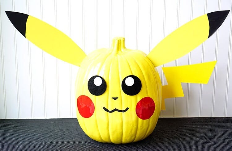 20 Best Pumpkin Faces to Make Your Jack-O'-Lantern Extra Spooky