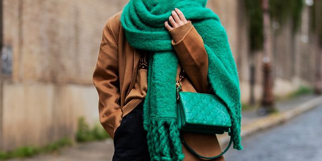 A Blanket Scarf Is Your Quickest – And Cosiest – Route To Autumn Chic