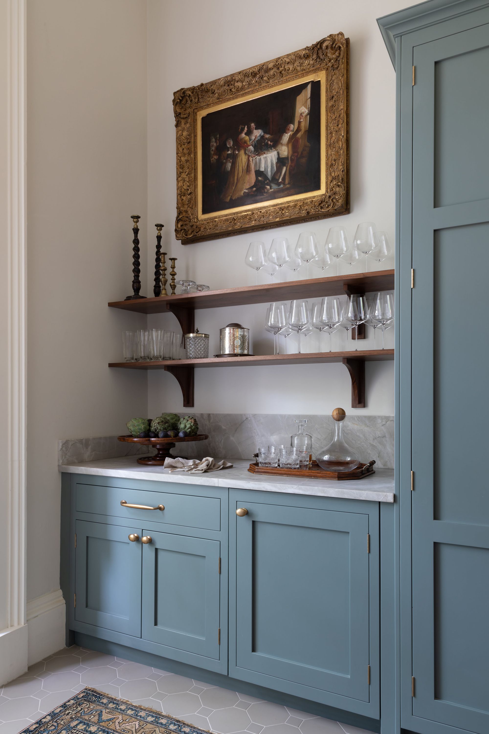 Shaker White Kitchen - Kitchen Craft Cabinetry