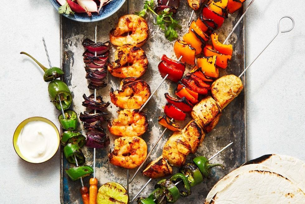 grilled chicken fajitas on skewers