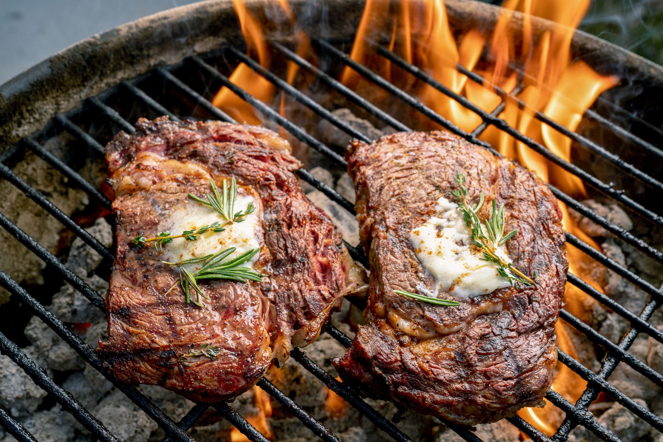 12 Best Steaks for Grilling - Best Cuts of Steak to Grill