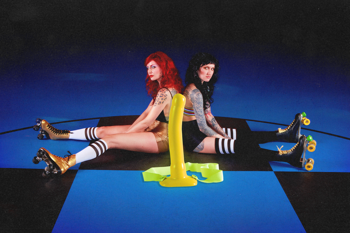 10 Best Strap-On Harnesses and Dildos, According to Sex Experts