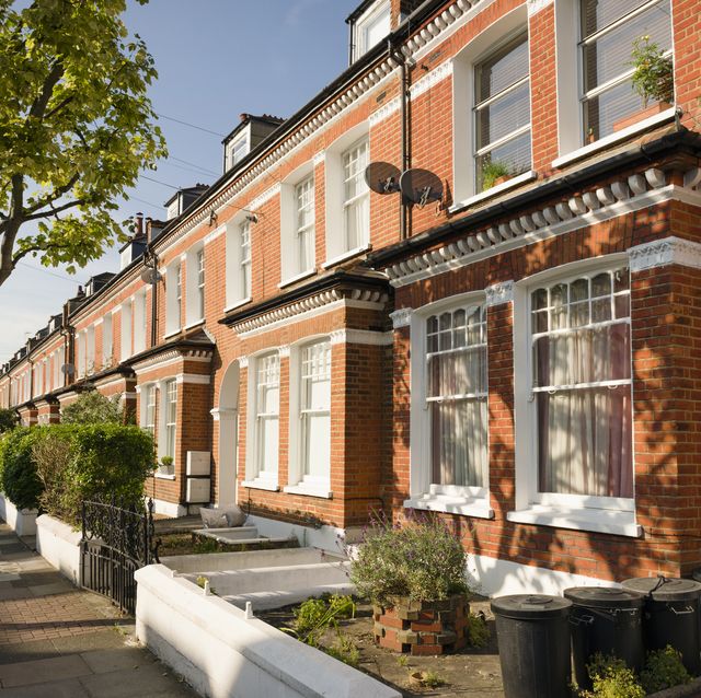a long row of victorian houses in the london borough of wandsworth