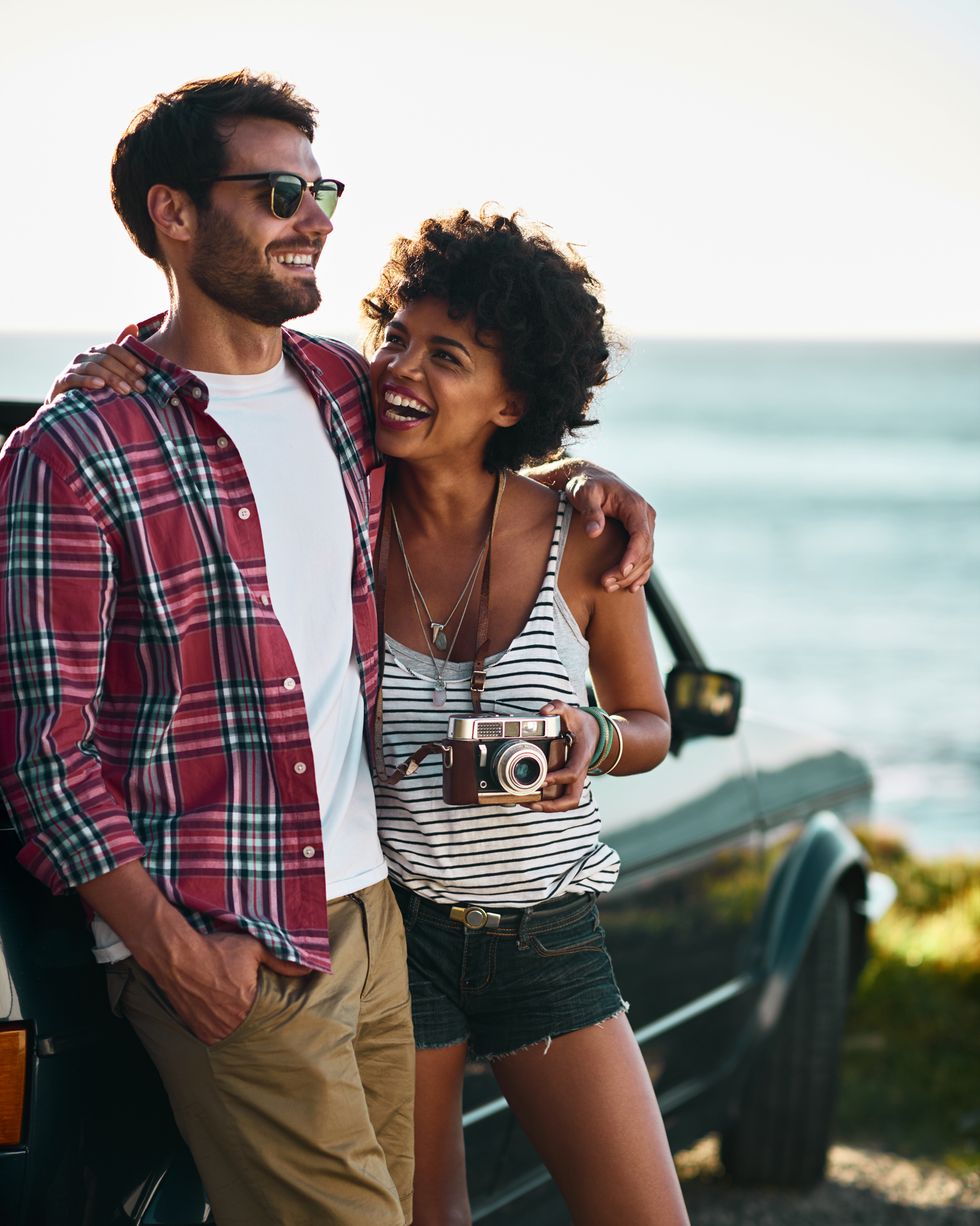 40 Cute Summer Date Ideas 2023 - Fun Summer Activities for Couples