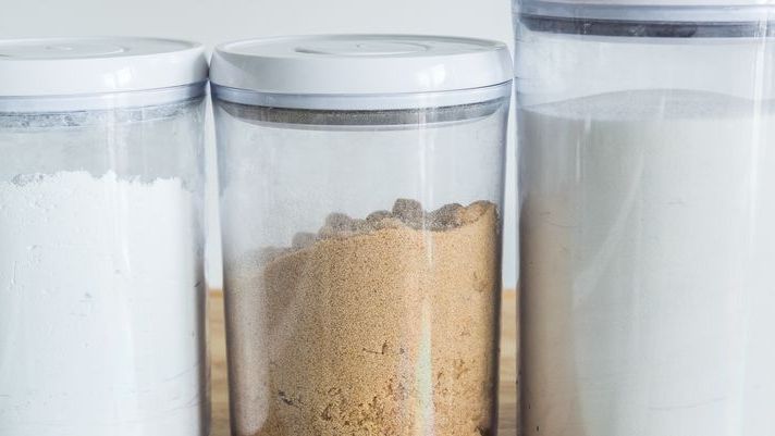 Baking Containers to Keep Your Goods Fresh [Including a Flour