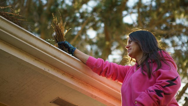 best way to clean the gutters advice