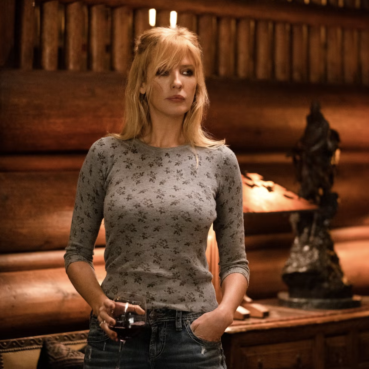 6 Best Beth Dutton Costume Ideas For Yellowstone Fans 2024 Beth Dutton Halloween Costumes Classic Beth Dutton Costume 66be47a5ec9f4