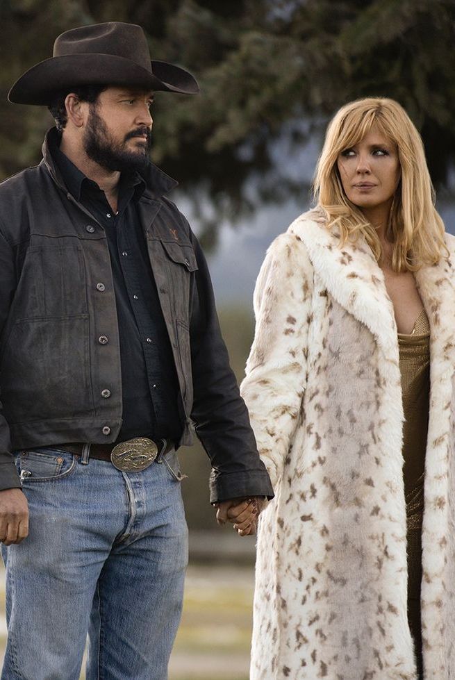 couples halloween costumes beth and rip from yellowstone