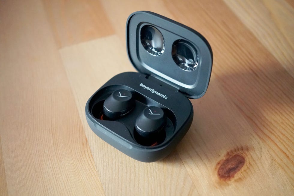 beyerdynamic amiron 300 earbuds review