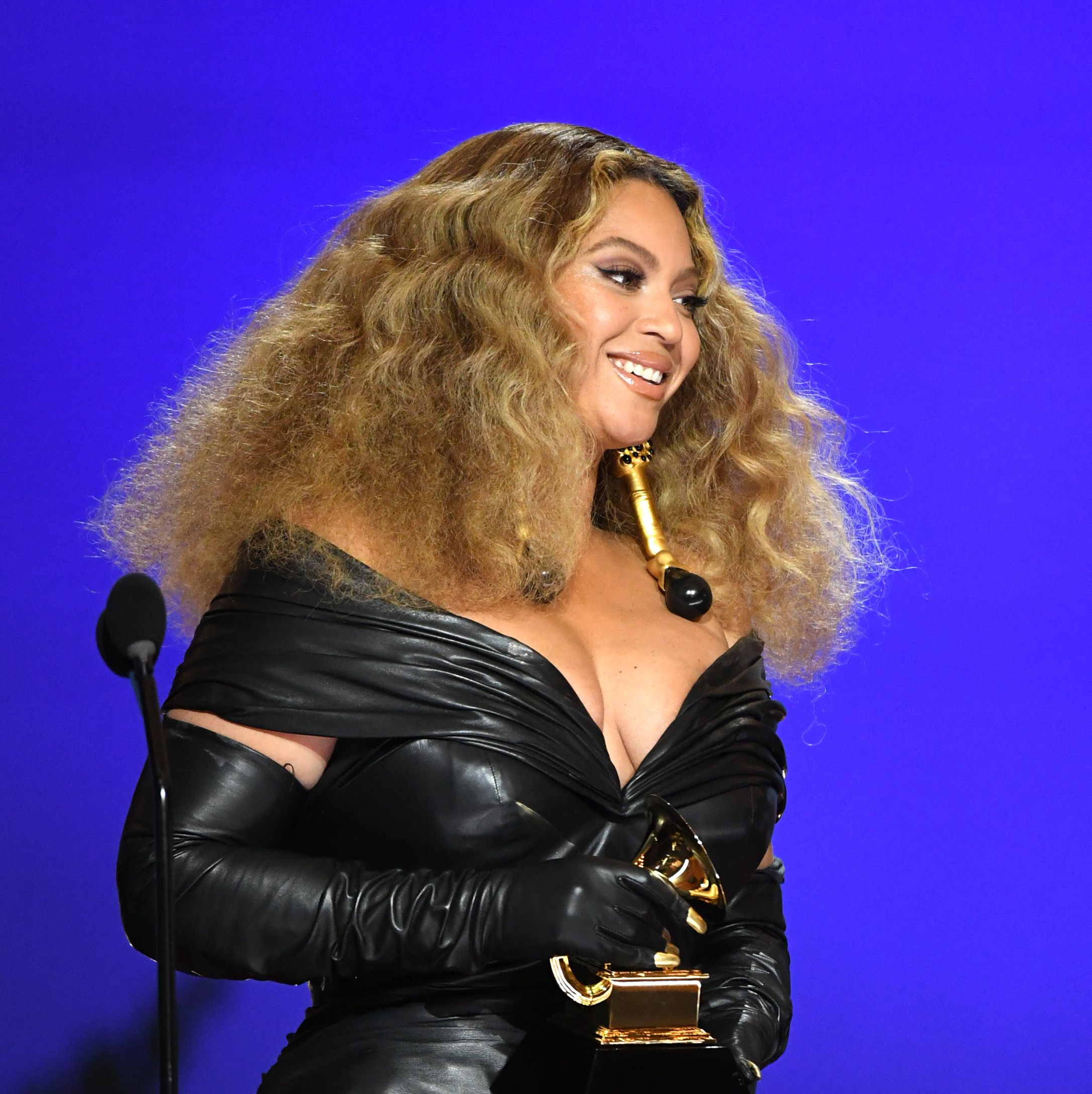Trevor Noah explained on stage why Beyoncé missed her first acceptance speech of the evening.