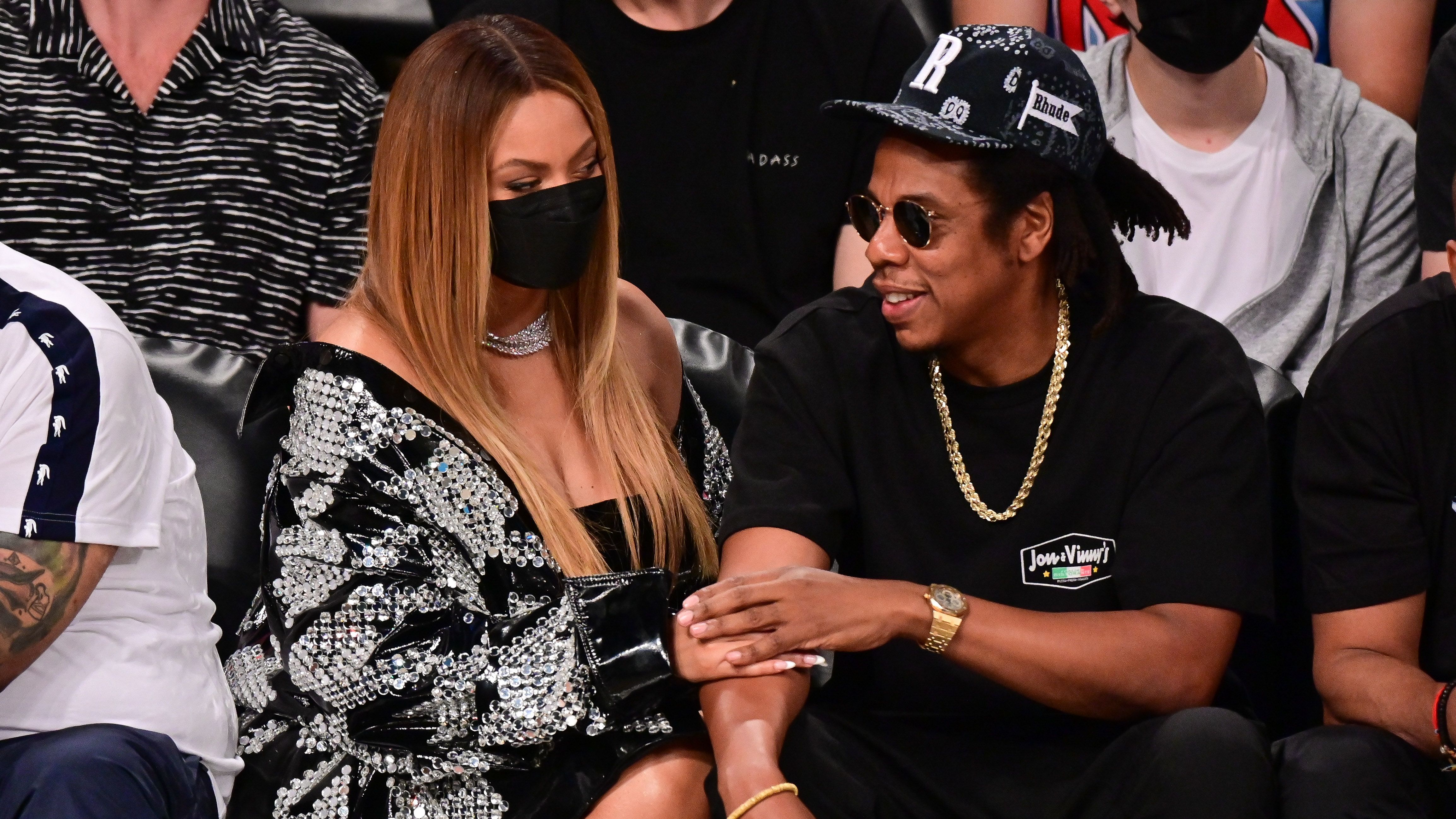 In Chic Jay-Z Dot a Polka Mini Beyoncé London On Date With Wore Dress