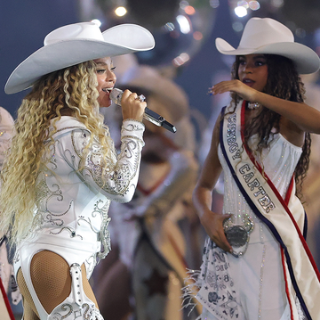 Beyonce and Blue Ivy on stage performing beyonce and blue ivy on stage performing