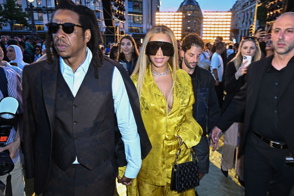 Beyoncé Shines in PJs at Pharrell Williams' Louis Vuitton Debut